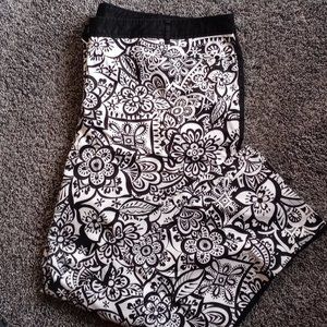 Lane Bryant Womens Designer Pants Plus Size 22 Floral Cropped